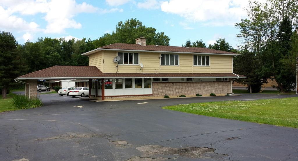 Budget Inn Fairport Extérieur photo